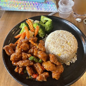 Dok Khao - Siam Chicken - Thai Near Me - Woodbridge, Virginia Dok Khao - Siam Chicken - Thai Near Me - Woodbridge, Virginia