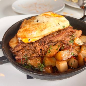 Grille on Main - Short rib hash - Seafood Near Me - Huntsville, Alabama Grille on Main - Short rib hash - Seafood Near Me - Huntsville, Alabama