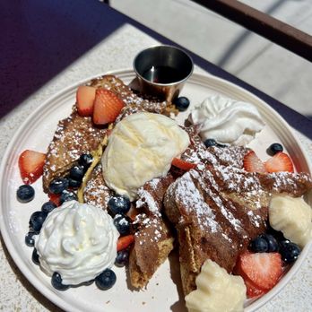 Red Maple - Cafes Near Me - Los Angeles, California Red Maple - Cafes Near Me - Los Angeles, California