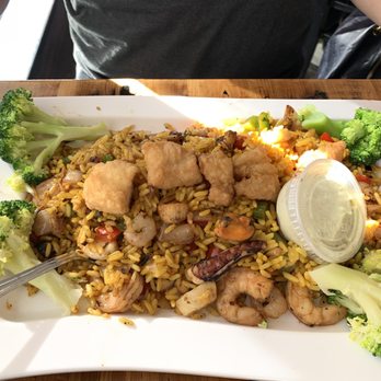 Manolo - Seafood planchita - Coffee & Tea Near Me - Miami Beach, Florida