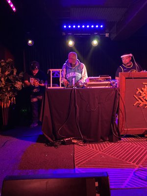 Neck of the Woods by null