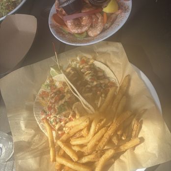 Chick's Oyster Bar - Steamed shrimp and Baja Tuna or Mahi Tacos - Seafood Near Me - Virginia Beach, Virginia