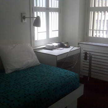 Pod 51 - My small but super clean room! - Hotels Near Me - New York, New York Pod 51 - My small but super clean room! - Hotels Near Me - New York, New York