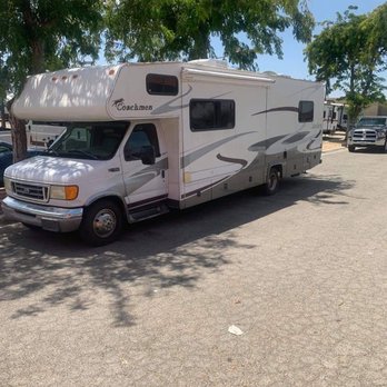 Bobby Waynes RV - Our 2004 Coachman - RV Dealers Near Me - Lancaster, California Bobby Waynes RV - Our 2004 Coachman - RV Dealers Near Me - Lancaster, California