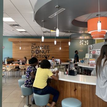 Dandee Donut Factory - Donuts Near Me - Margate, Florida