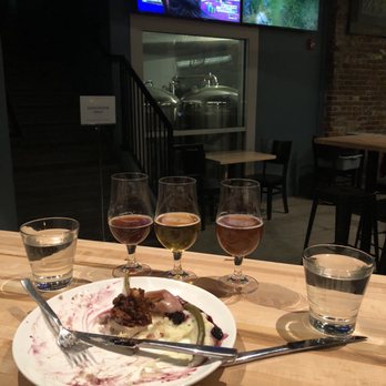 Briar Common Brewery + Eatery - New American Near Me - Denver, Colorado Briar Common Brewery + Eatery - New American Near Me - Denver, Colorado