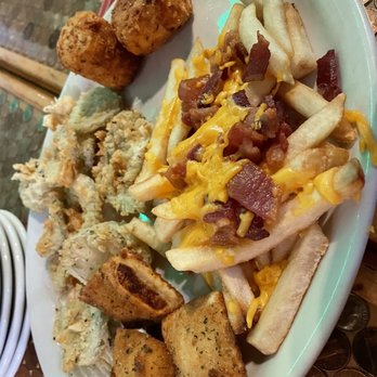 Texas Traditions - Pick 4 Sampler - cheesy bacon fries, fried ravioli, fried pickles, tater kegs - Breakfast & Brunch Near Me - Gladewater, Texas