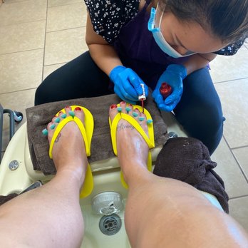 Angel Nails Fargo - Ginny finishing my deluxe pedicure - Nail Salons Near Me - Fargo, North Dakota Angel Nails Fargo - Ginny finishing my deluxe pedicure - Nail Salons Near Me - Fargo, North Dakota