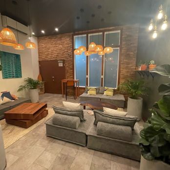 SCP Hilo Hotel - Common room - Hotels Near Me - Hilo, Hawaii