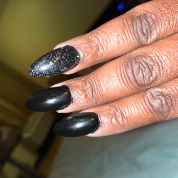 Magic Nails - I ask for stiletto and this what I got smh - Nail Salons Near Me - Jacksonville, North Carolina