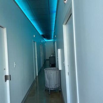 SweatHouz Infrared Sauna Studio - Hall - Saunas Near Me - Dallas, Texas