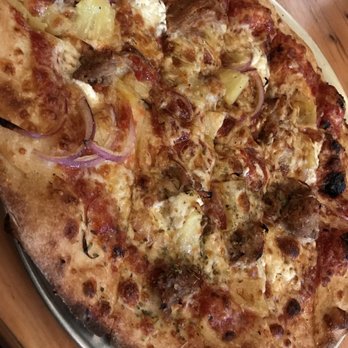 Flatbread Company - Mopsey - Pizza Near Me - Paia, Hawaii
