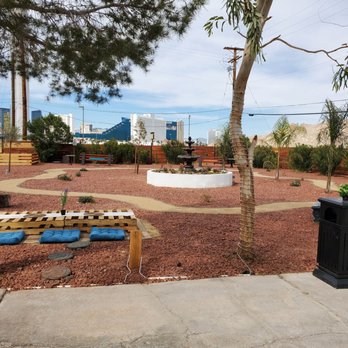 NIRVANA HOTEL - Nice relaxing area to unwind. Far enough from the hustle n bustle of casinos but still in view. - Hotels Near Me - Las Vegas, Nevada