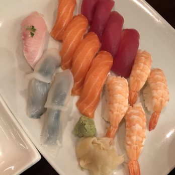 Hayashi - Sushi pieces- tuna, shrimp, salmon, yellowtail, squid. - Japanese Near Me - Brooklyn, New York