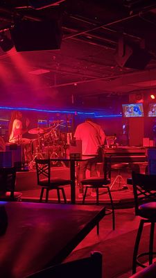 PLUS Dueling Piano Bar by null
