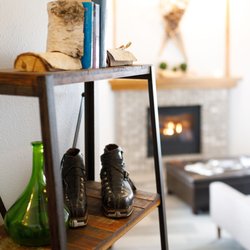 LutZen Massage Studios - Our cozy lobby