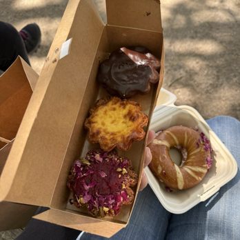 BA Bakehouse - Bakeries Near Me - Bellevue, Washington