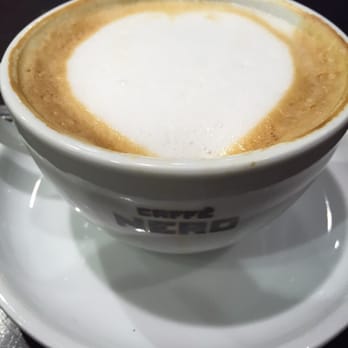 Caffè Nero - Close to authentic Italian coffee. A grande latte at Caffe Nero contains 120mg of caffeine while a Starbucks Venti latte has 225 - Coffee & Tea Near Me - London, XGL Caffè Nero - Close to authentic Italian coffee. A grande latte at Caffe Nero contains 120mg of caffeine while a Starbucks Venti latte has 225 - Coffee & Tea Near Me - London, XGL