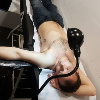 Steelworks - Clean, professional and painless* *nah just kidding on the painless part - Piercing Near Me - Barcelona, B Steelworks - Clean, professional and painless* *nah just kidding on the painless part - Piercing Near Me - Barcelona, B