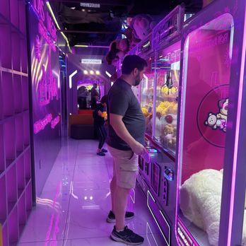 Claw World - Arcades Near Me - Las Vegas, Nevada