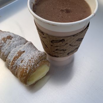 El Cisne Bakery - Densely flavored hot chocolate with Bavarian custard-filled cone - Bakeries Near Me - New Milford, Connecticut