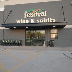 Festival Foods - Entrance