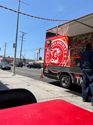 Birrieria Los Gonzalez - Lunch Truck by null