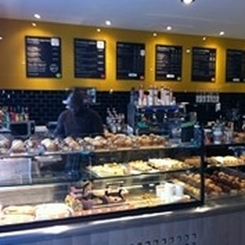 Columbus Café - Cafes Near Me - Serris, 77