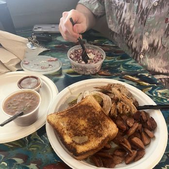Elwood's Shack - Bbq 3/4 Meat Plate - Barbeque Near Me - Memphis, Tennessee