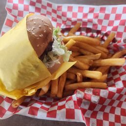 Cheeseburger combo Cheeseburger combo
