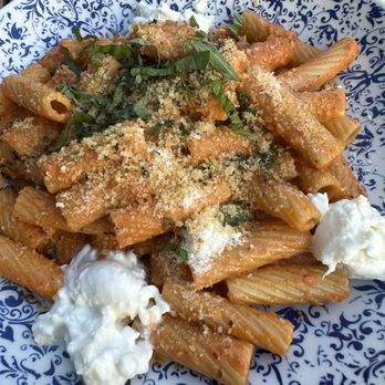 Waving Girl Rooftop - Spicy rigatoni - Cocktail Bars Near Me - Savannah, Georgia Waving Girl Rooftop - Spicy rigatoni - Cocktail Bars Near Me - Savannah, Georgia