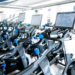 Higher Liding E3 - Stages SOLO bikes for on-demand classes.