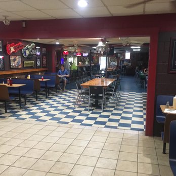Cozy Corner Tavern & Liquor - Inside of tavern - Beer, Wine & Spirits Near Me - Loretto, Kentucky Cozy Corner Tavern & Liquor - Inside of tavern - Beer, Wine & Spirits Near Me - Loretto, Kentucky