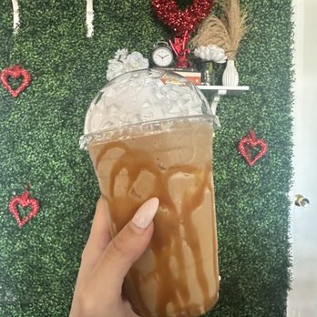 Caramelo Cafe - Iced Blended Coffee - Caramel - Breakfast & Brunch Near Me - La Puente, California Caramelo Cafe - Iced Blended Coffee - Caramel - Breakfast & Brunch Near Me - La Puente, California