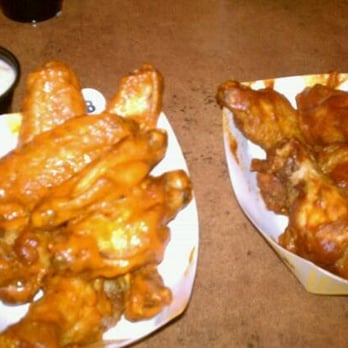 Buffalo Wild Wings - Chicken Wings Near Me - Willowbrook, Illinois