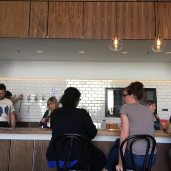 Dageraad Brewing - Beer counter~ - Breweries Near Me - Burnaby, British Columbia