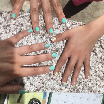 Helen's Nails - Nail Salons Near Me - Schaumburg, Illinois Helen's Nails - Nail Salons Near Me - Schaumburg, Illinois