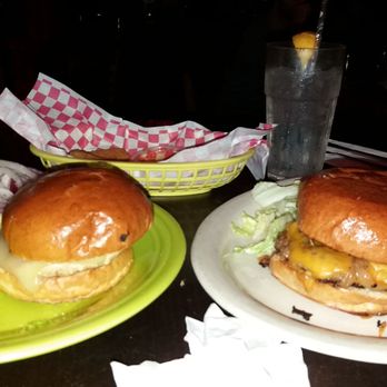 Birds - New American Near Me - Los Angeles, California