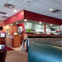 Zhang's Chinese Kitchen - Picture of the cooks and entrance.