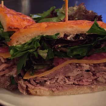 Thee Elbow Room - Roast beef sandwich - Gastropubs Near Me - Montrose, California
