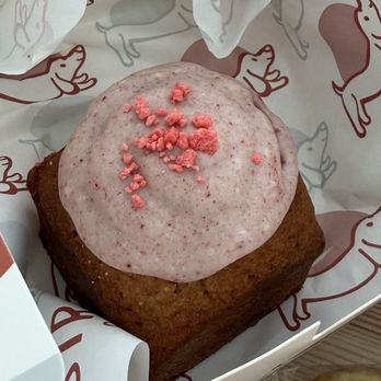 Stray Dogs Coffee Roasters - Strawberry Crumb Cake - Coffee Roasteries Near Me - Riverside, California Stray Dogs Coffee Roasters - Strawberry Crumb Cake - Coffee Roasteries Near Me - Riverside, California