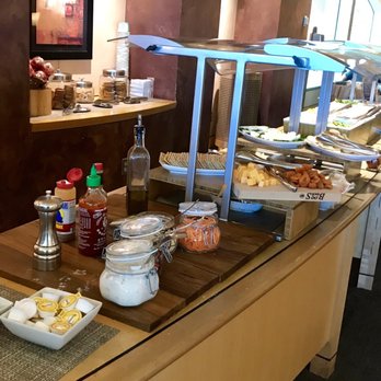 Delta Sky Club - Buffet - Airport Lounges Near Me - Portland, Oregon Delta Sky Club - Buffet - Airport Lounges Near Me - Portland, Oregon