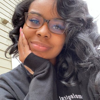 Prissy Beauty Bar - Microlinks!!! An sassy curls! Girls love curls!!! - Hair Stylists Near Me - Roswell, Georgia