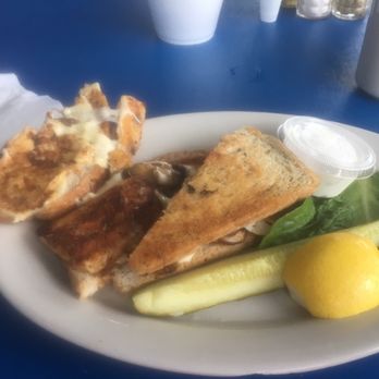 Cracked Conch Cafe - Blackened fresh fish mount - Seafood Near Me - Marathon, Florida