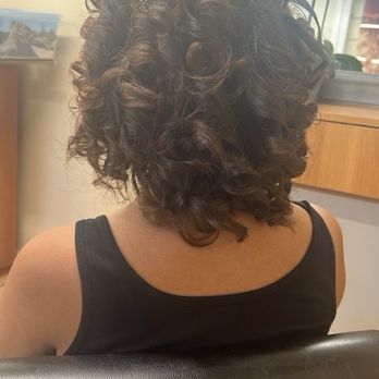 Ofelia's Beauty Salon - Curly hair with crown - Hair Salons Near Me - Hayward, California Ofelia's Beauty Salon - Curly hair with crown - Hair Salons Near Me - Hayward, California
