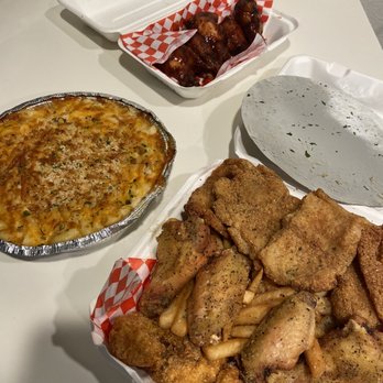 Tease Southern Kitchen - T's plater lemon pepper everything Lobster macaroni philthy wings - Cajun/Creole Near Me - Antioch, California Tease Southern Kitchen - T's plater lemon pepper everything Lobster macaroni philthy wings - Cajun/Creole Near Me - Antioch, California