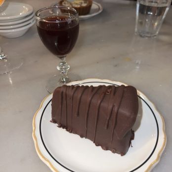 Tailleur - Flourless Chocolate Cake - Bakeries Near Me - Kansas City, Missouri Tailleur - Flourless Chocolate Cake - Bakeries Near Me - Kansas City, Missouri