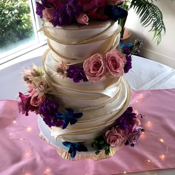 Simply Sweet - Gold edged fondant. - Desserts Near Me