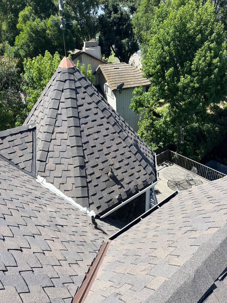 Slide of Art’s Roofing