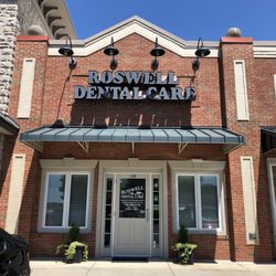 Roswell Dental Care - Front entrance